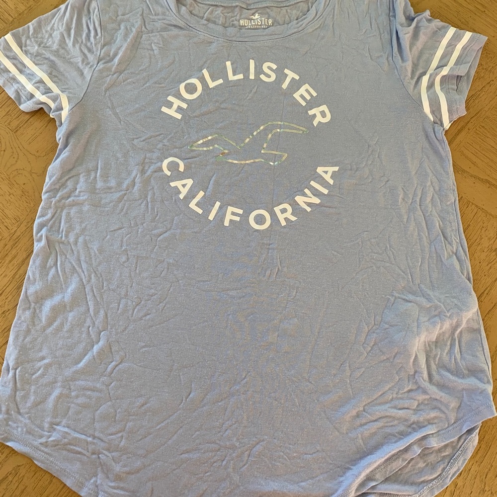 Hollister shirt